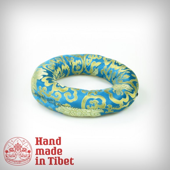 STOJAK / PODUSZKA POD MISY WYKONANA Z JEDWABIU – ŚREDNICA 23cm błękitna