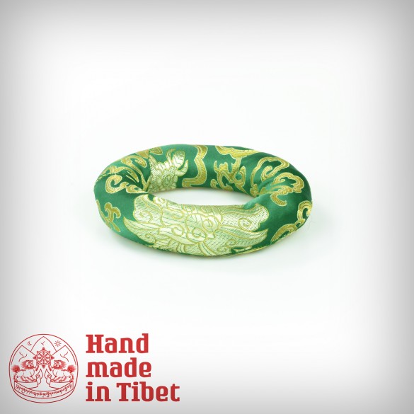 STOJAK / PODUSZKA POD MISY WYKONANA Z JEDWABIU – ŚREDNICA 13cm zielona