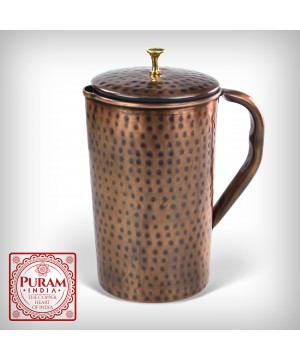 Dzbanek młotkowany antyczny...