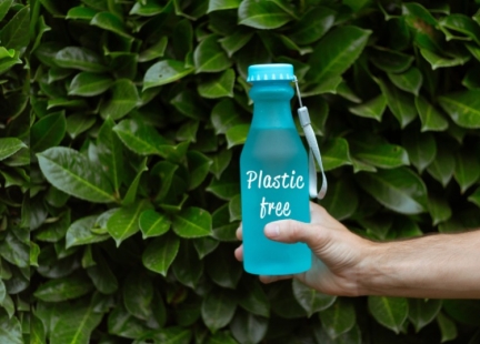 Od plastikowych butelek do plomb dentystycznych – wszędobylski bisfenol A