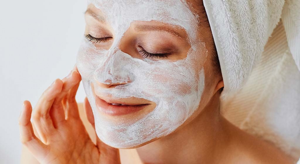 Domowe maseczki na poprawę urody