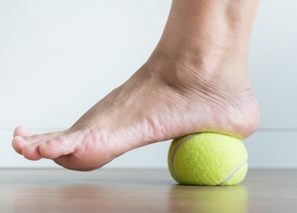 Ćwiczenia na ostrogę piętową